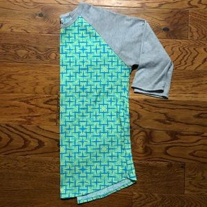 NWOT LuLaRoe Randy Crosshatching Pattern